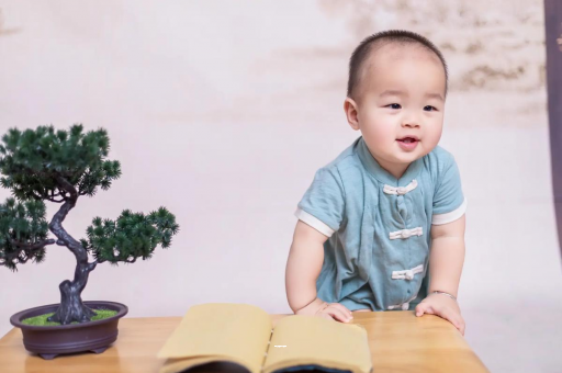 白沙宝宝爱吐奶是什么原因